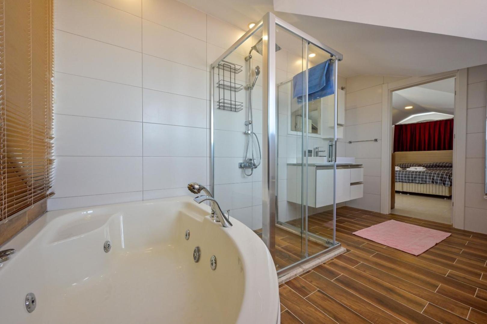Lorenzo- 4 Bedroom Holiday Villa In Hisaronu Fethiye Buitenkant foto